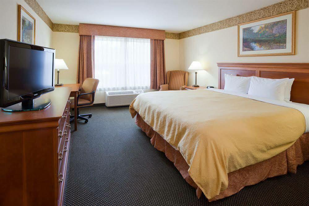 Country Inn & Suites By Radisson, Madison Southwest, Wi Fitchburg Extérieur photo
