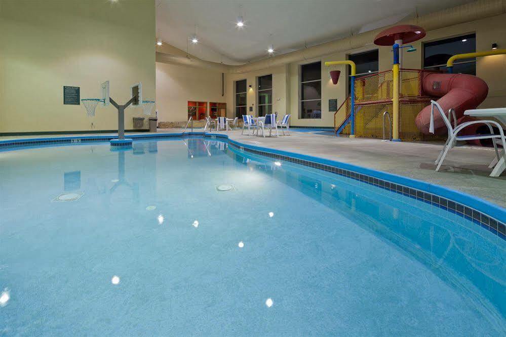 Country Inn & Suites By Radisson, Madison Southwest, Wi Fitchburg Extérieur photo